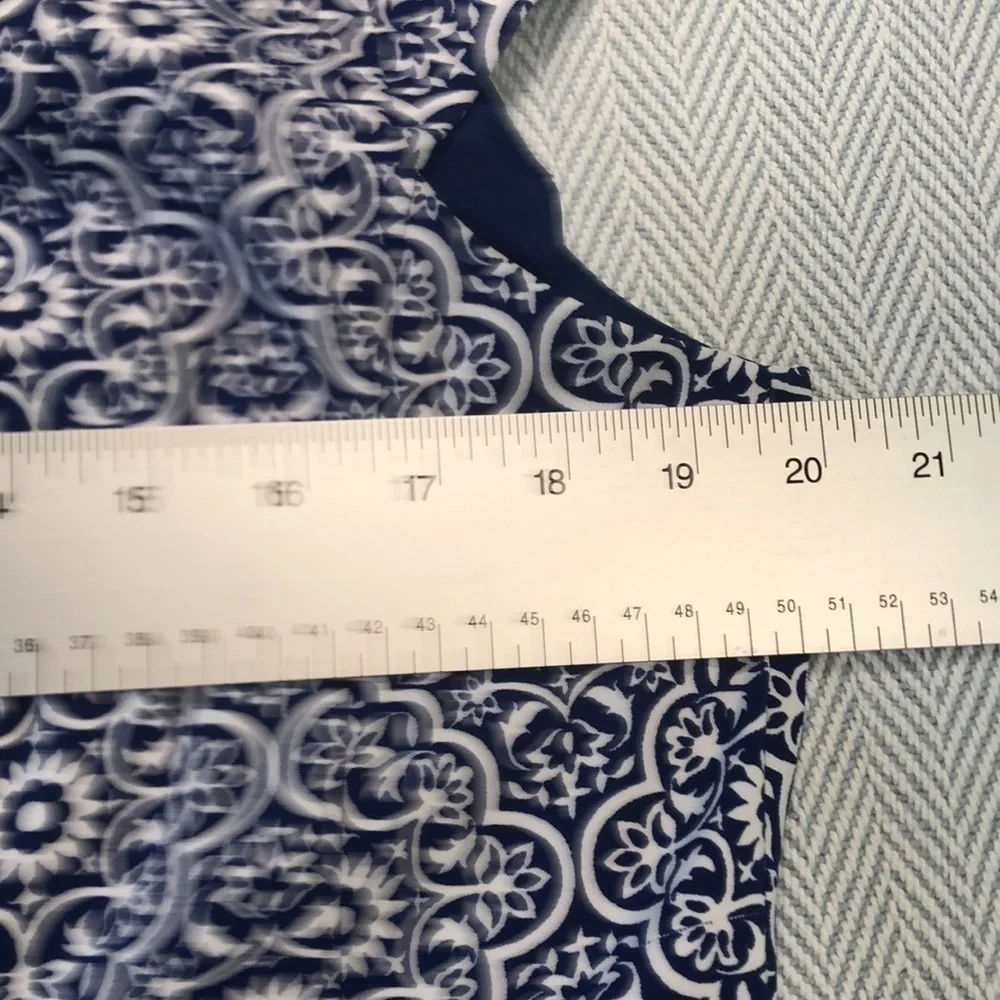AGB BLUE WHITE CAP SLEEVE DRESS Size 16 EXCELLENT CONDITION PREWORN SO PRETTY